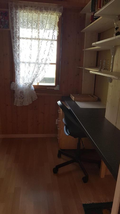 Traumhaftes Chalet Mit Seesicht Krattigen Exterior photo